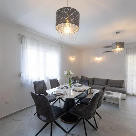 Apartment Adria Trogir