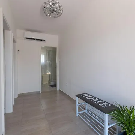 Apartament Adria